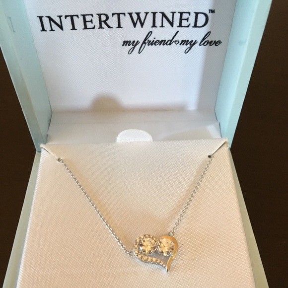 Jewelry - Women’s Swarovski Zirconia heart necklace